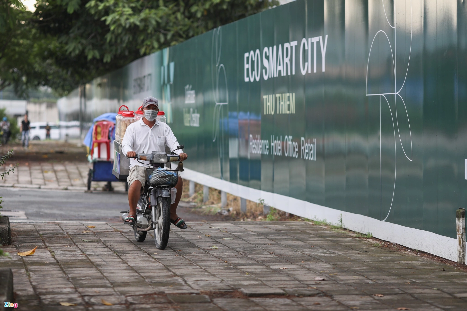 Tường bao khu phức hợp Lotte Eco Smart City Thủ Thiêm
